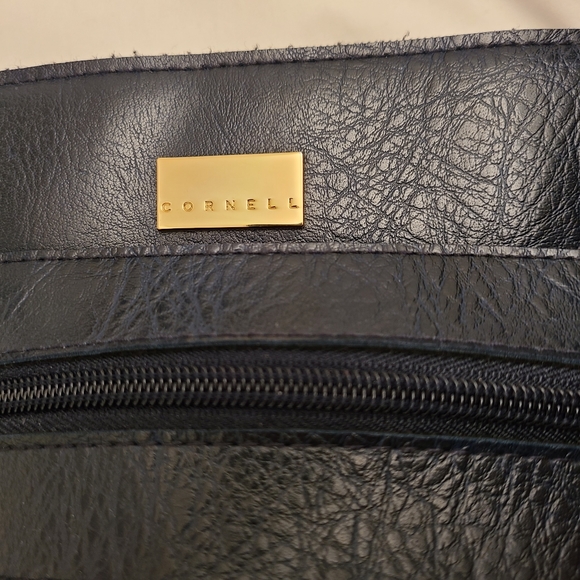 Cornell Shoulder Bag - Picture 7 of 10